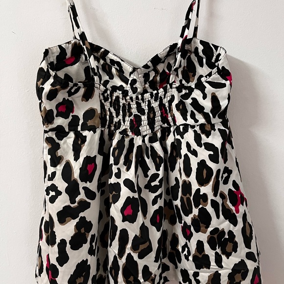 Beautiful Sleeveless top by Brand21 Medium size can wear all seasons - Picture 5 of 6